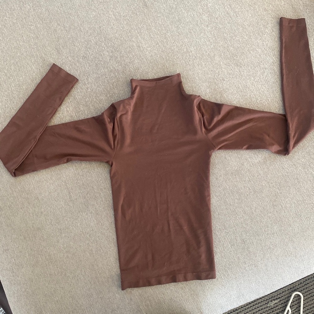 Skims never worn long sleeve